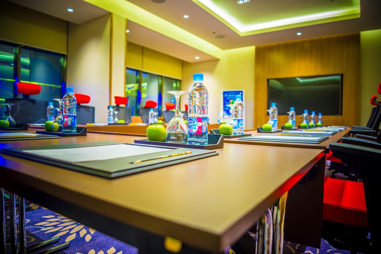 Novotel Yanbu Albahr Exterior photo