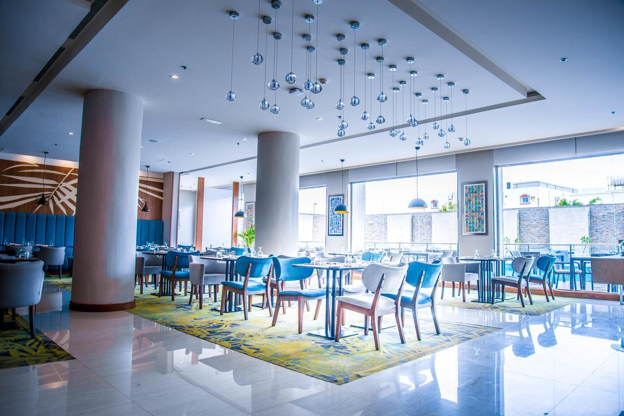 Novotel Yanbu Albahr Exterior photo