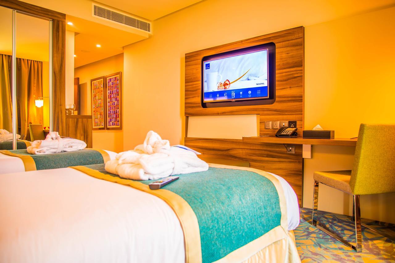 Novotel Yanbu Albahr Exterior photo